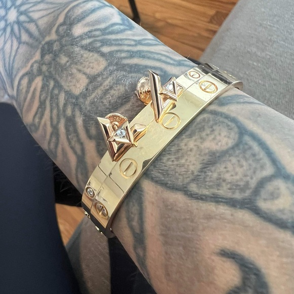 SOLD - LV Volt Stud Earrings - Picture 8 of 8